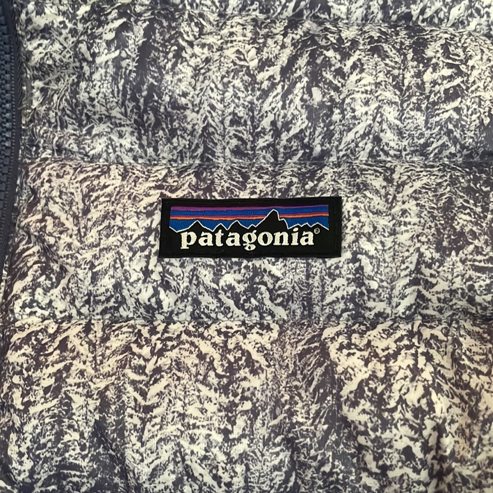 Patagonia winter jacket - Picture 3 of 9